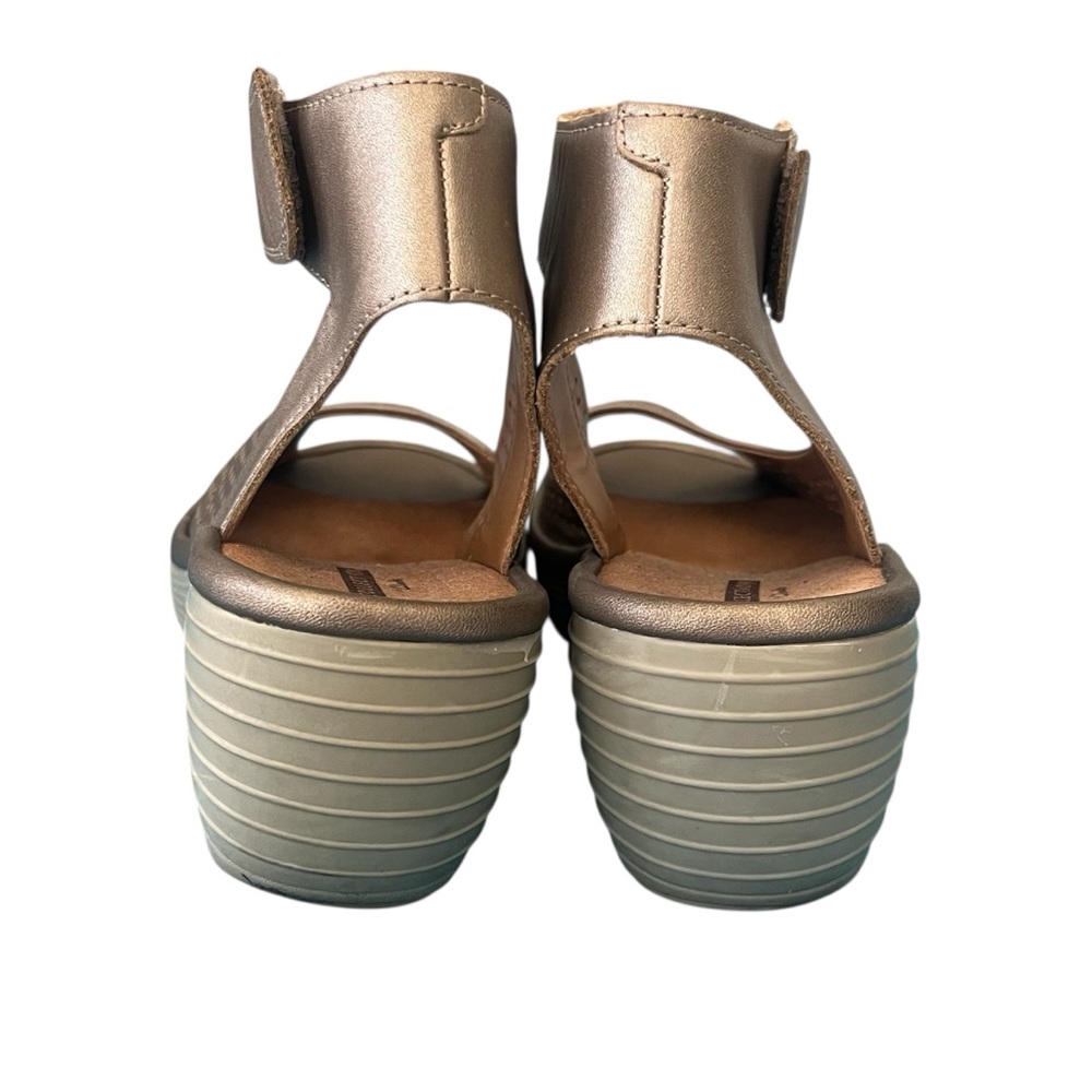 Clark’s Nubuck Wedge Sandals - Picture 5 of 8